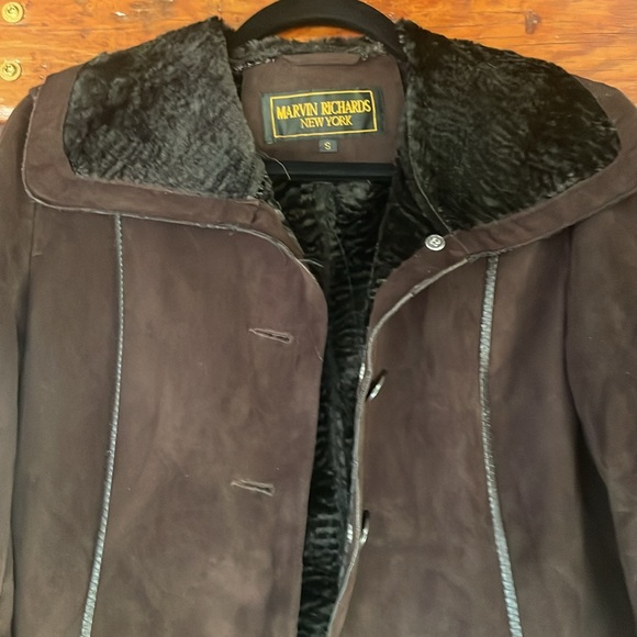 Marvin Richard’s gorgeous jacket with faux fur lining - Picture 4 of 6